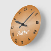 Monogramm braunes Leder texturiert Runde Wanduhr (Winkel)