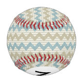 Monogramm-Chevron-Muster auf Leinenstruktur Baseball (Rückseite)