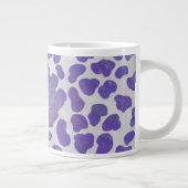 Monogramm-Dalmatiner Lila und weiß Jumbo-Tasse (Rechts)