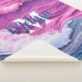 Monogramm der abstrakten rosa Meereswellen Sherpadecke (3/4)