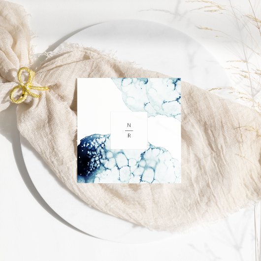 Monogramm der blauen naukalen Hochzeit in Urlaubso Serviette