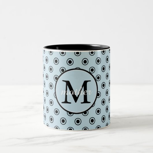Monogramm der blauen schwarzen Punkte Zweifarbige Tasse (Mittel)