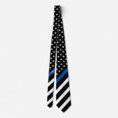 Monogramm der "Blue Line Police American Flag" Krawatte (Rückseite)