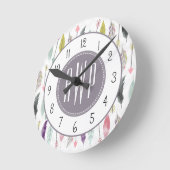 Monogramm der Federn und Pfeile Runde Wanduhr (Winkel)