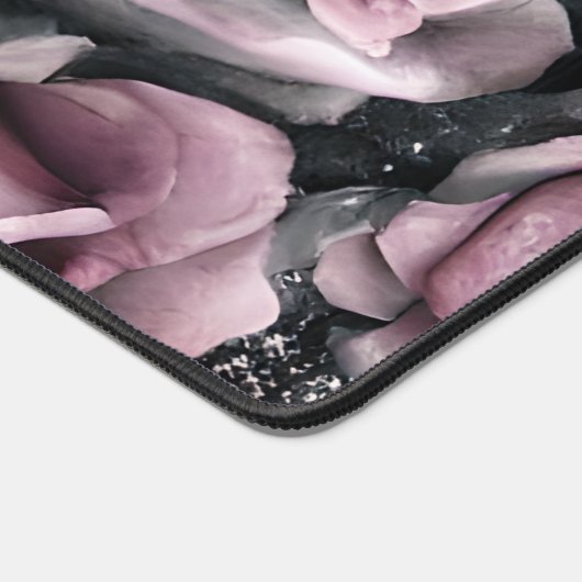 Monogramm der gotischen Rose Rosa und Schwarz Schreibtischunterlage (Ecke)