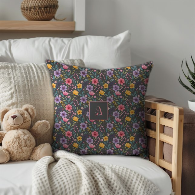 Monogramm der grauen einfachen Wildblume Kissen (Von Creator hochgeladen)