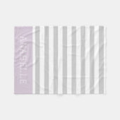 Monogramm der grauen und der Lilac-Streifen | Edit Fleecedecke (Vorderseite (Horizontal))