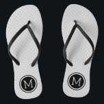 Monogramm der grauen und schwarzen Tiny Dots Badesandalen<br><div class="desc">Maßgeschneiderte gedreht Flop Sandalen mit einem niedlichen gürtelförmigen Polka-Punktmuster und einem eigenen Monogramm oder einem anderen Text in einem Kreisrahmen. Klicken Sie auf Anpassen,  um Schriftart und Farben zu ändern oder eigene Bilder hinzuzufügen,  um ein einzigartiges Design zu erstellen!</div>