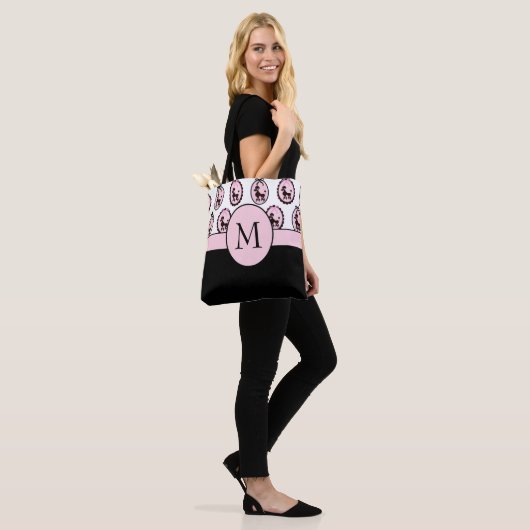 Monogramm der hübschen Parade Tasche (Am Model)