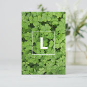 Monogramm der Lucky-Klee RSVP Karte (Stehend Vorderseite)