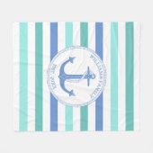 Monogramm der Nautical Anchor Blue Aqua Stripe Fleecedecke (Vorderseite (Horizontal))