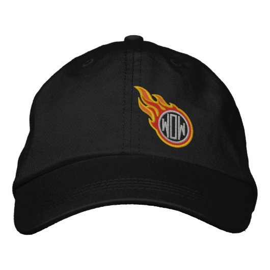 Monogramm der personalisierten Racing Flames Bulle Bestickte Kappe (Vorderseite)