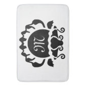 Monogramm der schwarzen Clam-Silhouette Badematte (Vorderseite Vertikal)