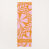 Monogramm der tropischen Blume Rosa und Orange Yogamatte (Rückseite)