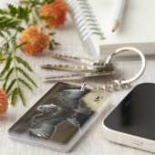 Monogramm der "Wings Out Wildlife Sanctuary" Schlüsselanhänger (Vorderseite rechts)