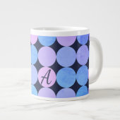 Monogramm des blauen Lila und rosa Kreises Jumbo-Tasse (Vorderseite Rechts)