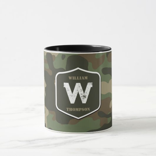 Monogramm des Camouflage Green Camouflage Arms Tasse (Zentrum)