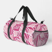 Monogramm des coolen rosa-weißen, modernen Blumenm Duffle Bag (Rechte Ecke)