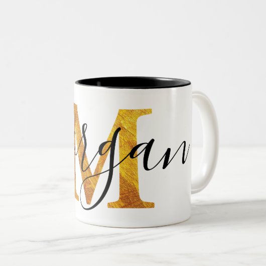 Monogramm des Gold"M" mit personalisiertem Namen Zweifarbige Tasse (VorderseiteRechts)