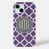 Monogramm des lila und grauen Quatrefolienmusters Case-Mate iPhone Hülle (Rückseite)