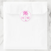 Monogramm des rosa und weißen Palm Palmetto Tree Runder Aufkleber (Tasche)