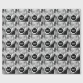 Monogramm des Schwarz-weißen Fotos anpassen Geschenkpapier (Flach)