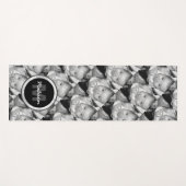 Monogramm des Schwarz-weißen Fotos anpassen Yogamatte (Vorderseite (Horizontal))