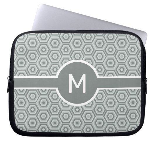 Monogramm des Single auf grauen Hexagonen Laptopschutzhülle (Vorderseite)