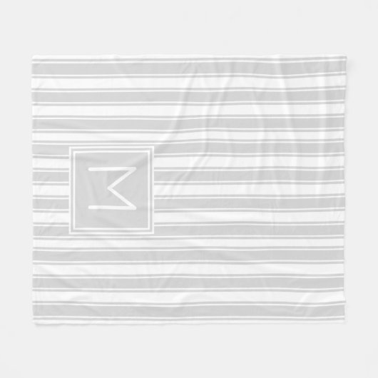 Monogramm des weichen, grauen und weißen Tick-Stri Fleecedecke (Vorderseite (Horizontal))
