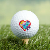 Monogramm Design mit mehrfarbigen Herzen Golfball (Insitu T-Shirt)