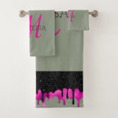 Monogramm Drilling Glitzer Sage Green Hot Pink Badhandtuch Set (Insitu)