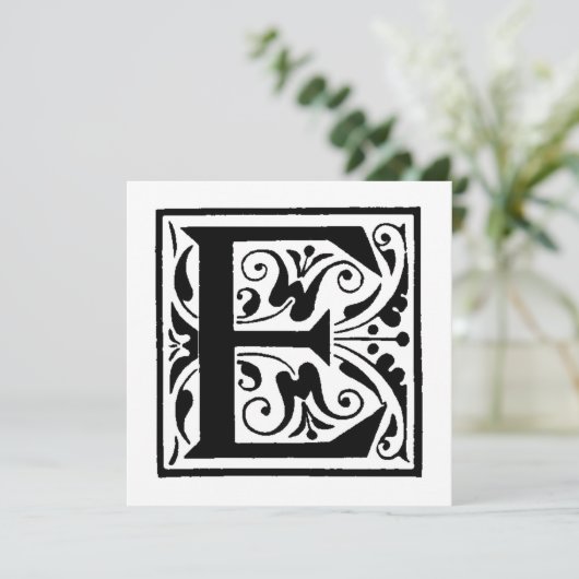 Monogramm E Initial Black and White Floral Pattern (Stehend Vorderseite)