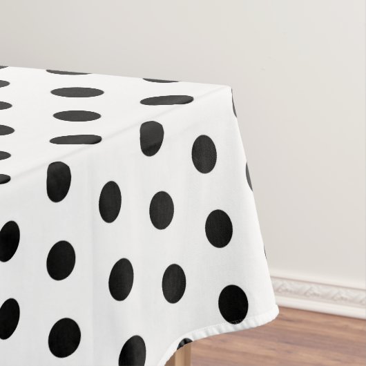 Monogramm E Tischdecke (Beispiel)