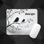 Monogramm einfache Schwarz-Weiß-Vögel in Bäumen | Mousepad