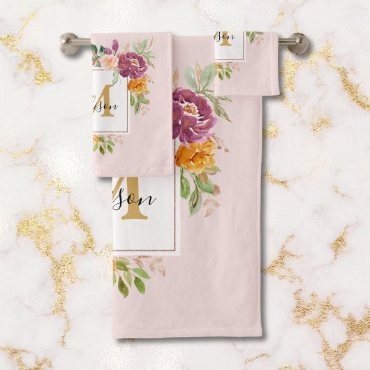 Monogramm Eleganfarbene Rose Floral Botanisch Badhandtuch Set