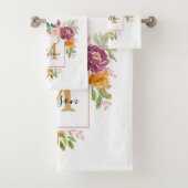 Monogramm Eleganfarbene Rose Floral Botanisch Badhandtuch Set (Insitu)