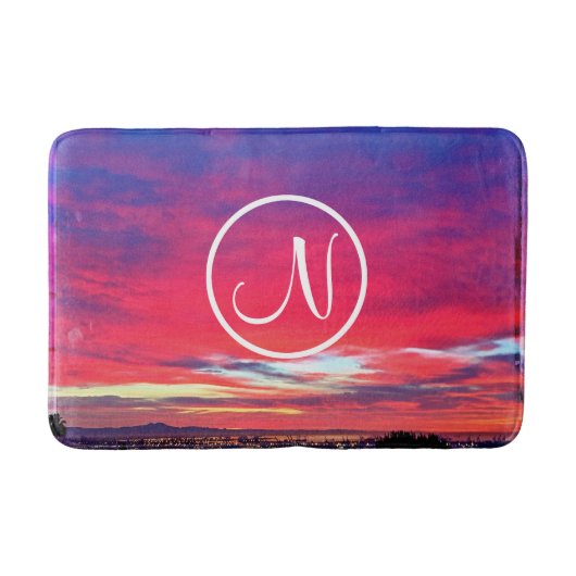 Monogramm Erstmaliges Hot Pink Blue Sunset Fotogra Badematte (Vorderseite)
