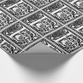 Monogramm F Initial Black and White Floral Pattern Geschenkpapier (Ecke)
