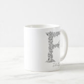 Monogramm Floral Botanischer Schwarz-weißer Brief Kaffeetasse (VorderseiteRechts)