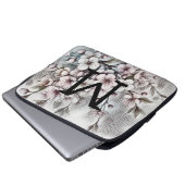 Monogramm florale zeichnend Rosa Kirschblüte Laptopschutzhülle (Vorne Knopf)