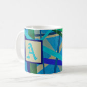 Monogramm für blaues und grünes geometrisches Must Kaffeetasse (Vorderseite Links)