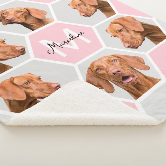 Monogramm für die benutzerdefinierte geometrische  sherpadecke (3/4)