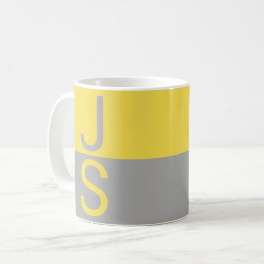 Monogramm für gelbe und graue moderne Initialen Kaffeetasse (Vorderseite Links)