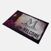 Monogramm für gotische Rose, Kerze und Pergament Fußmatte (Schrägansicht)