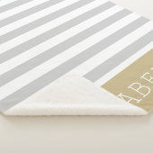 Monogramm für graue und goldene Streifen | Editier Sherpadecke (3/4)