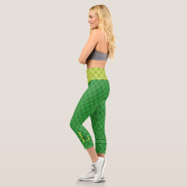 Monogramm für grüne Herzen und eigener Name Capri Leggings
