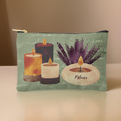 Monogramm für lila Wellness-Center-Kerzen und Lave Zubehörtasche
