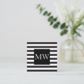 Monogramm für moderne Schwarz-weiße Streifen Quadratische Visitenkarte (Stehend Vorderseite)
