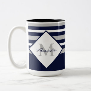 Monogramm für nautische, moderne blaugraue Streife Zweifarbige Tasse