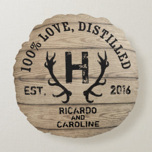 Monogramm für personalisierte Holzbourbon-Eiche Rundes Kissen